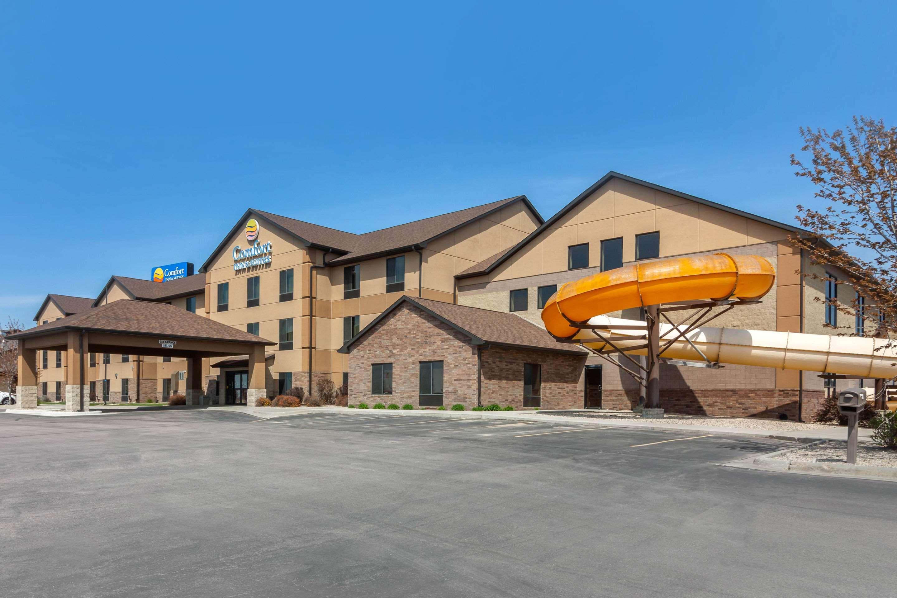 Comfort Inn & Suites Mitchell I-90 Exteriér fotografie