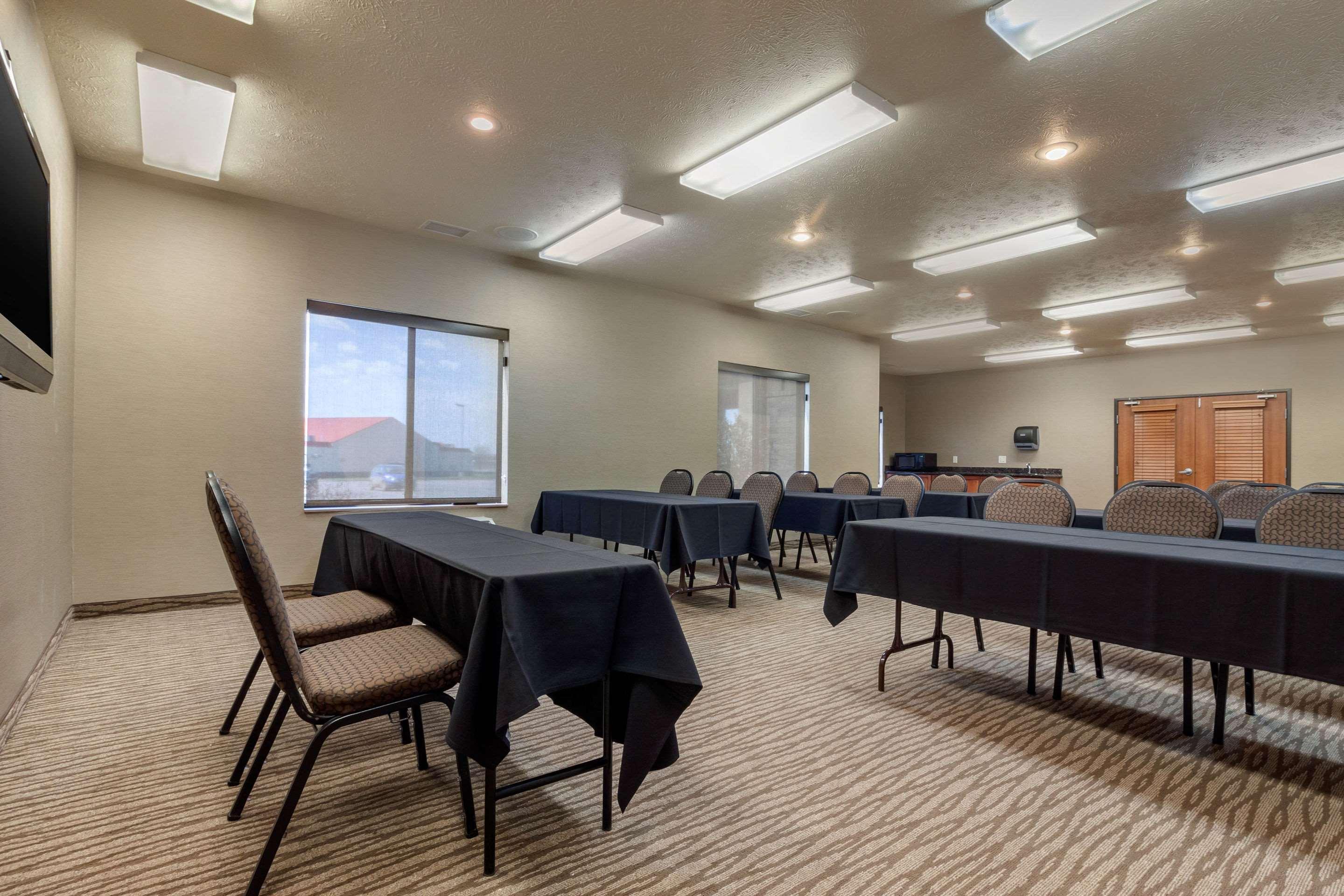 Comfort Inn & Suites Mitchell I-90 Exteriér fotografie