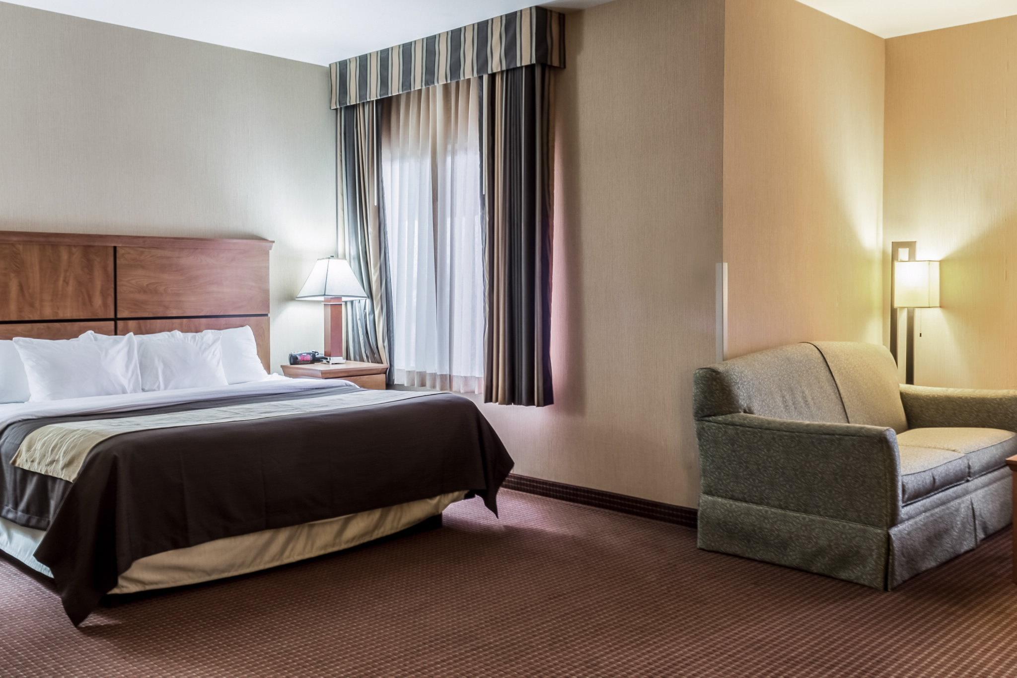Comfort Inn & Suites Mitchell I-90 Exteriér fotografie