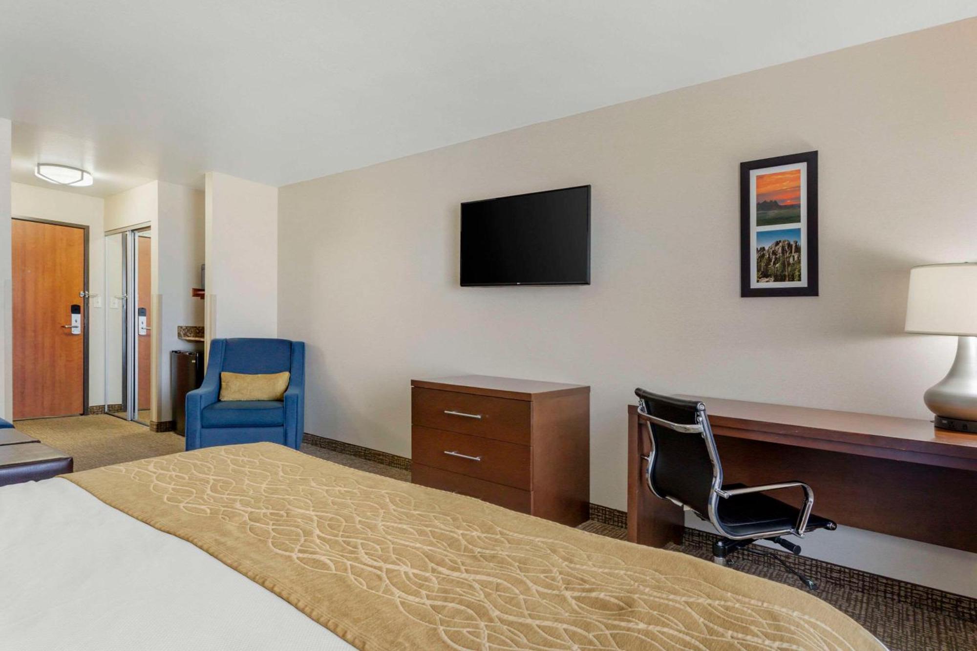 Comfort Inn & Suites Mitchell I-90 Exteriér fotografie